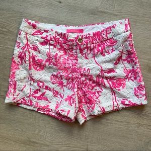 pink lilly pulitzer lace shorts | Kelly lace shorts